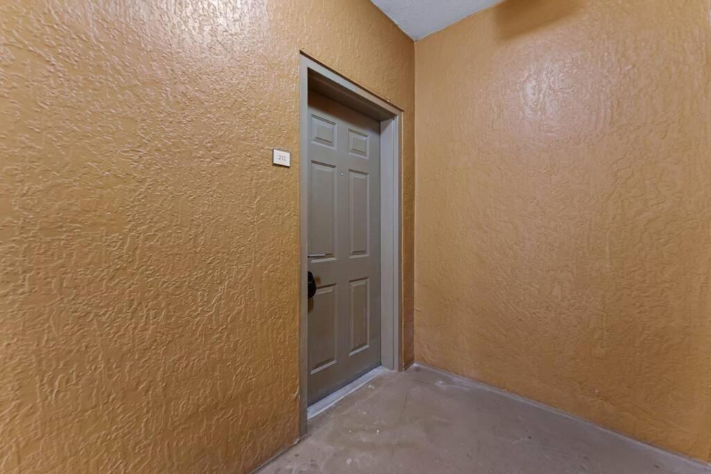 Designer Corner Suite 3Br/2Ba - Disney, Universal, Convention Center & Seaworld Орландо Екстериор снимка