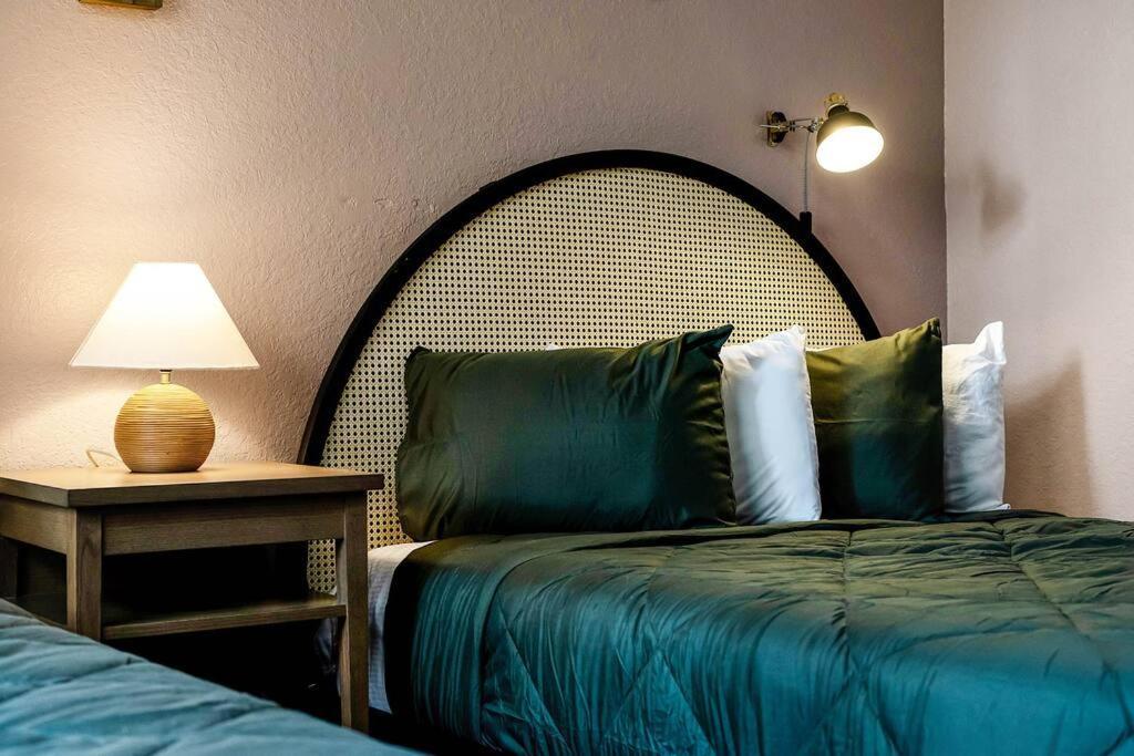 Designer Corner Suite 3Br/2Ba - Disney, Universal, Convention Center & Seaworld Орландо Екстериор снимка