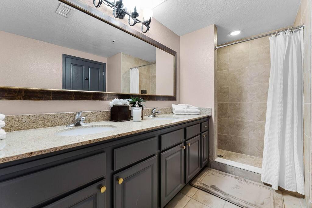 Designer Corner Suite 3Br/2Ba - Disney, Universal, Convention Center & Seaworld Орландо Екстериор снимка