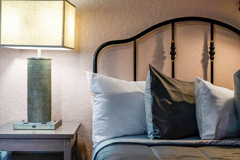 Designer Corner Suite 3Br/2Ba - Disney, Universal, Convention Center & Seaworld Орландо Екстериор снимка